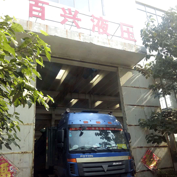 100吨麻豆美女福利视频发货图片