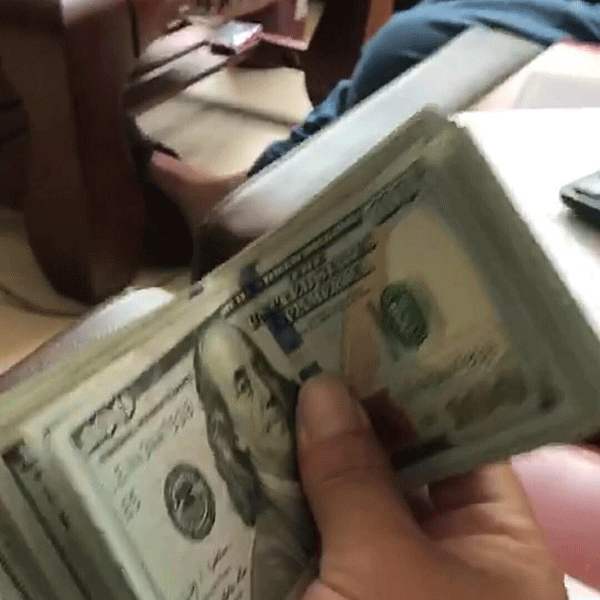 阿拉伯客户签订麻豆三级片在线观看